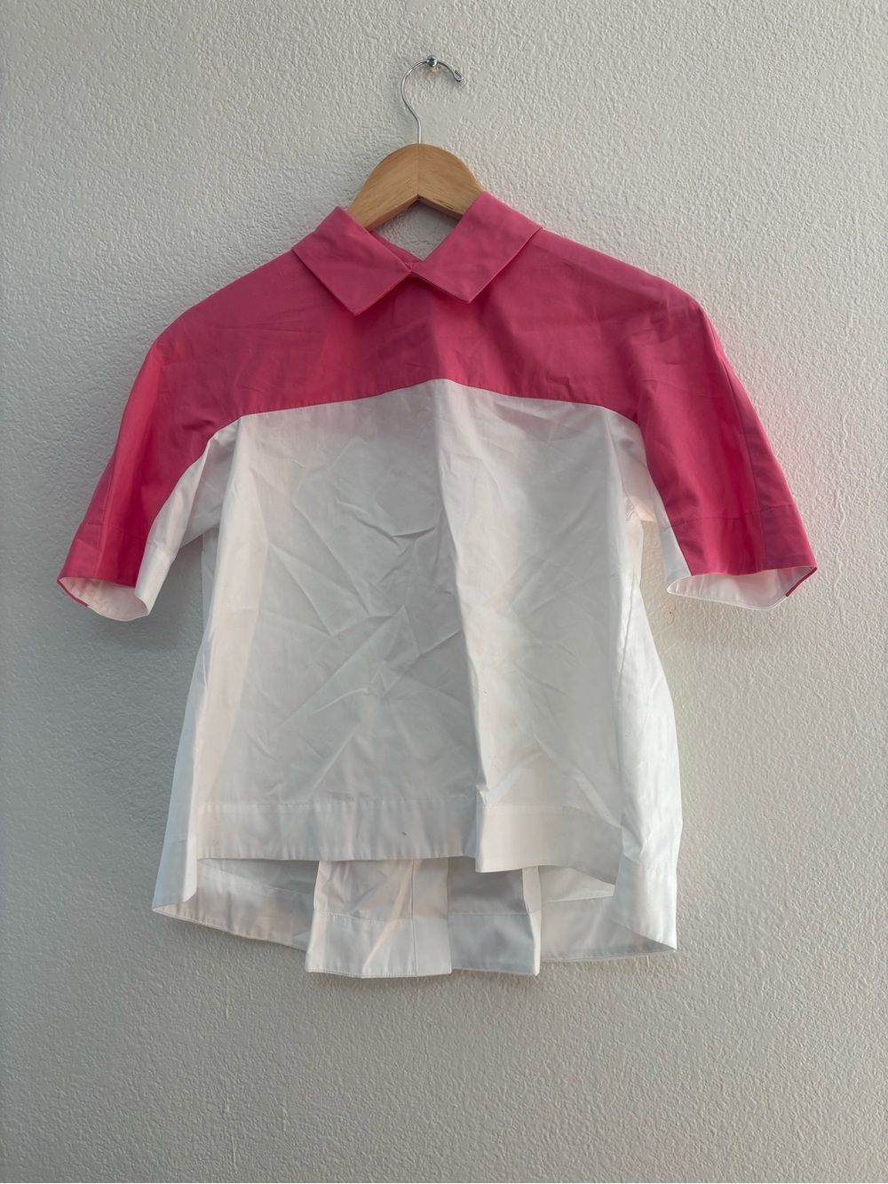 Isola Marras Two-Tone Pink and White Short-Sleeve Blouse